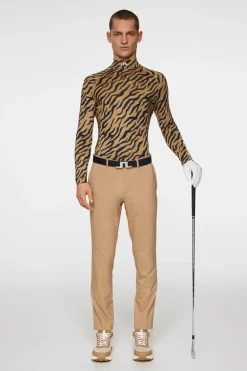 Shop Ello Compression Print Golf|Tops